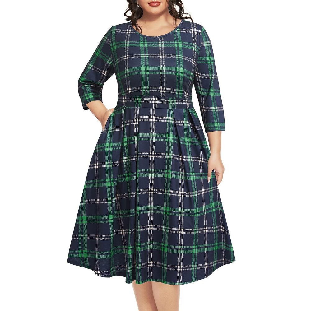 7244 Plus Size Christmas Dress — Xmas Buffalo Plaid Green Tartan Holiday